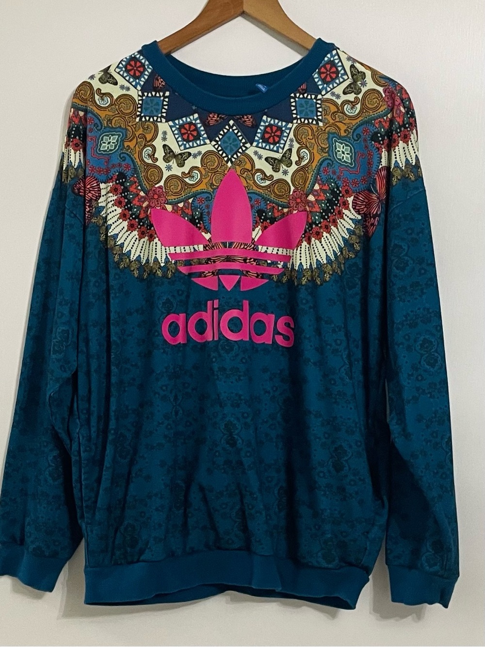 adidas Teal Crewneck Sweatshirt with Pink Trefoil and Ornate Yoke